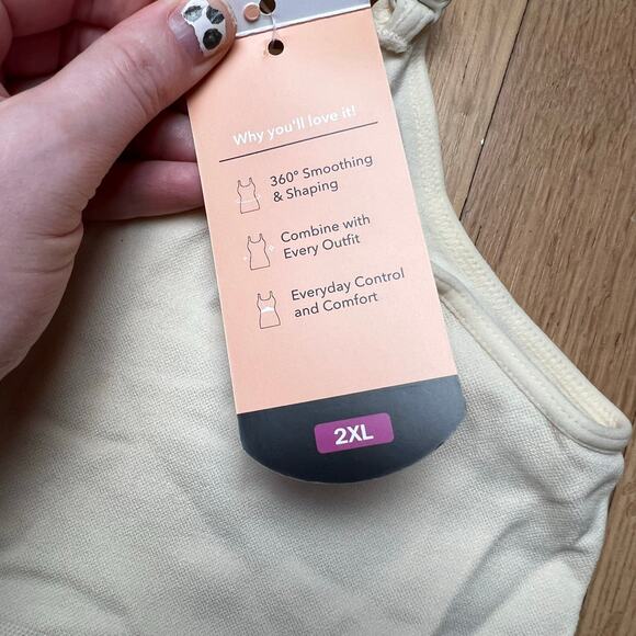 NEW Shapermint Essentials Women's 2XL All Day Everyday Scoop Neck Cami Cream - Picture 5 of 11